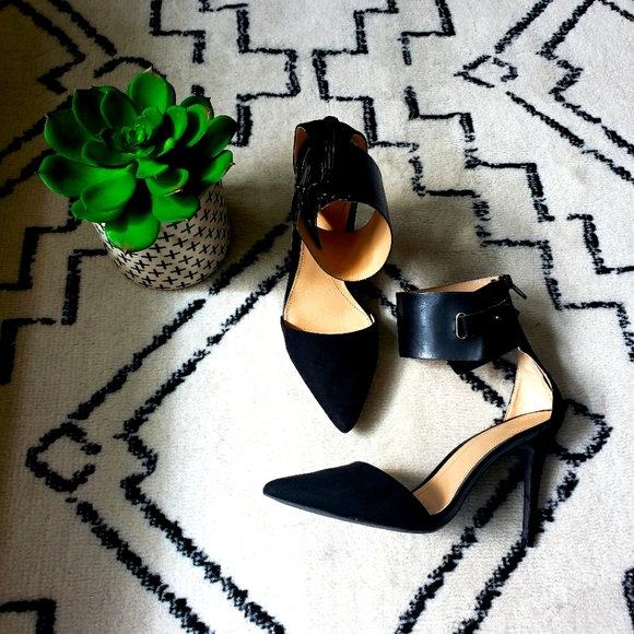 ZARA- Black Ankle Wrap Pumps - Picture 3 of 6
